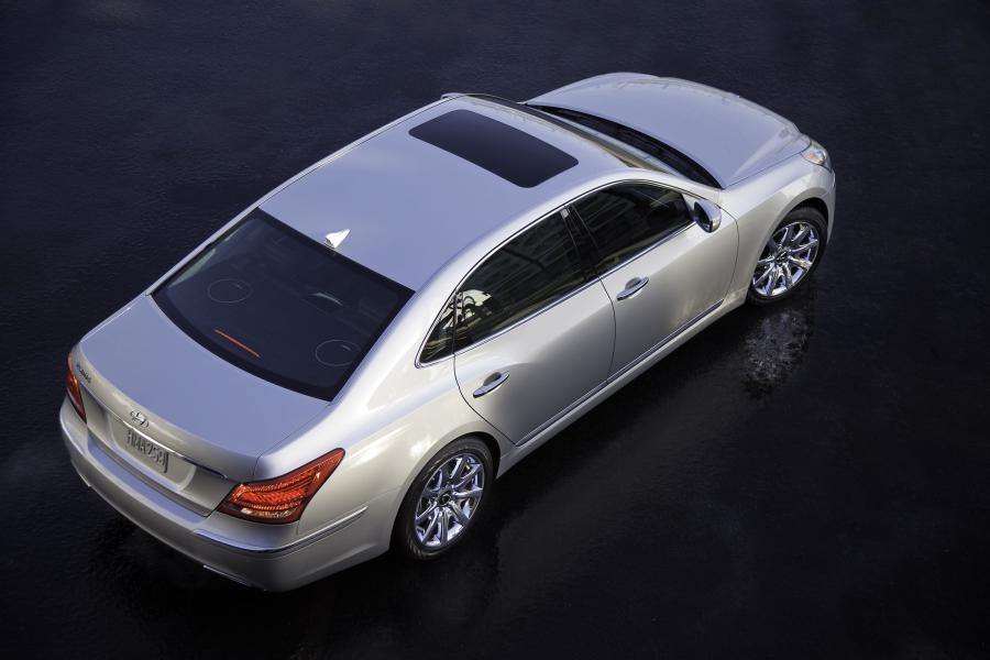  Hyundai Equus 2009 года  (фото 36 из 128)
